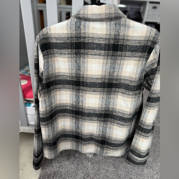 ‼️DONATING SOON BB Dakota Steve Madden Shacket M - Picture 3 of 3